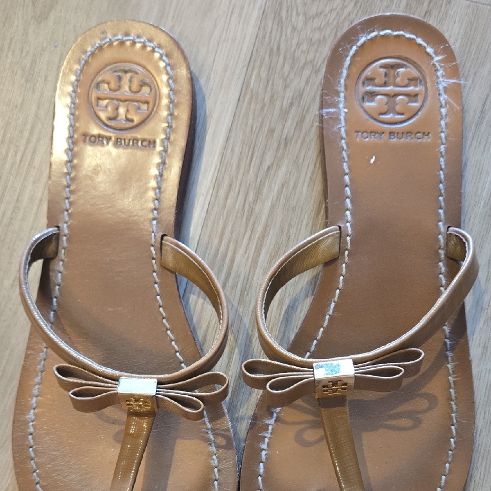 Tory Burch Brown Leather Thong Sandals - Picture 2 of 4